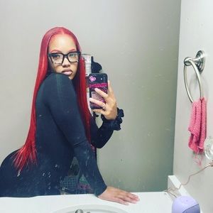 Meet your Posher, Mikayla